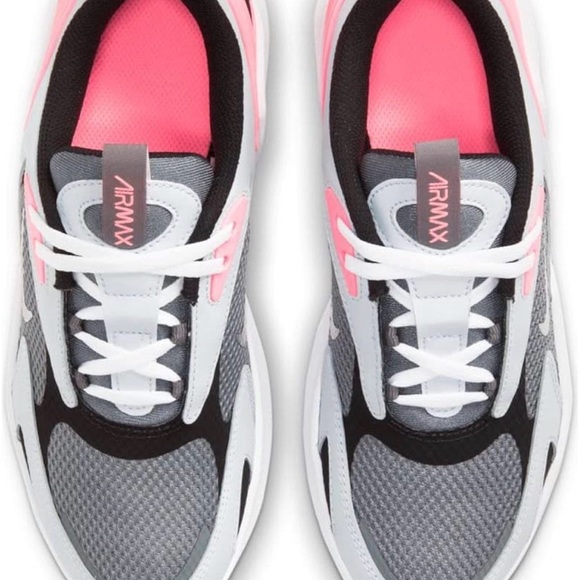 Nike Air Max Bolt Girl’s sneakers athletic shoes - Picture 3 of 14